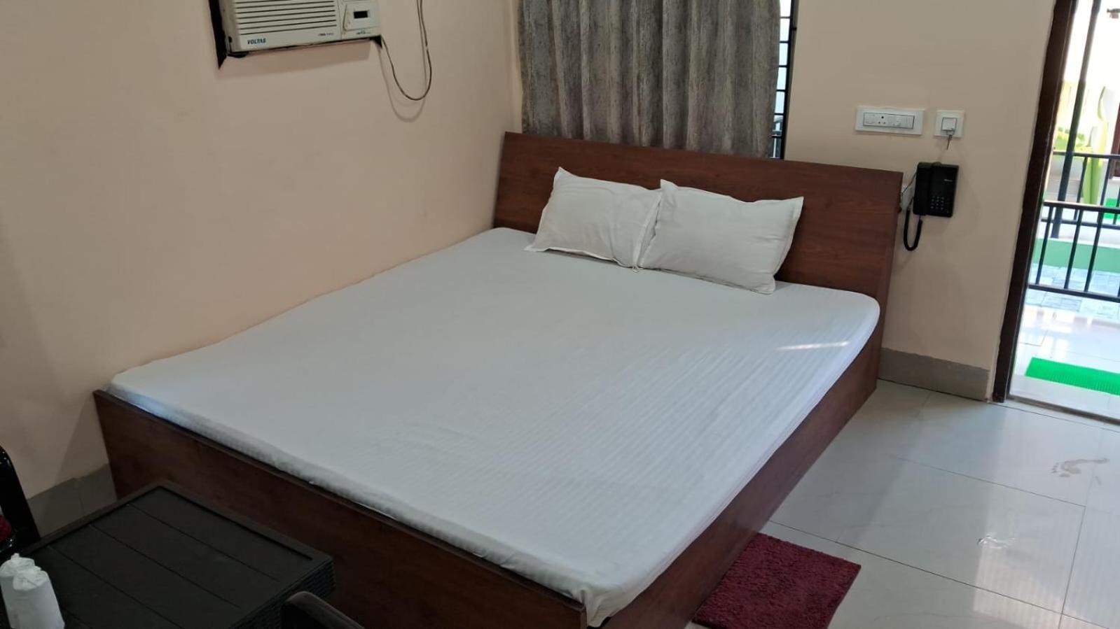 New Mouchak Hotel & Resorts Tajpur エクステリア 写真