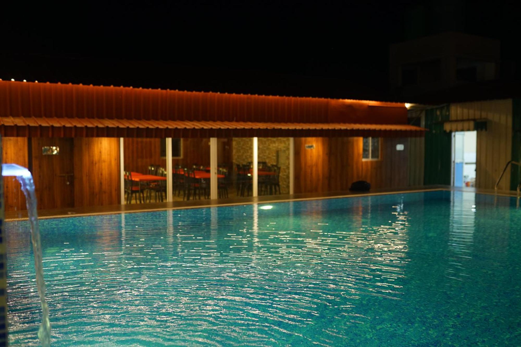 New Mouchak Hotel & Resorts Tajpur エクステリア 写真